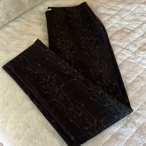 Snakeskin pattern soft stretch leggings